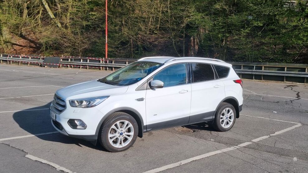 Ford Kuga 163.000 km 13.900 € Wuppertal 42109
