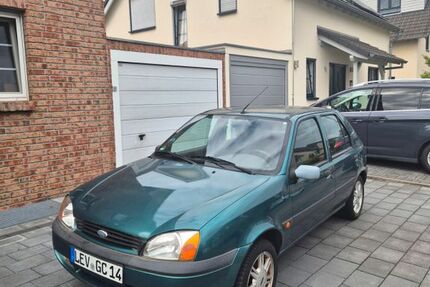 Ford Fiesta 220.000 km 650 &euro; Leverkusen 51375