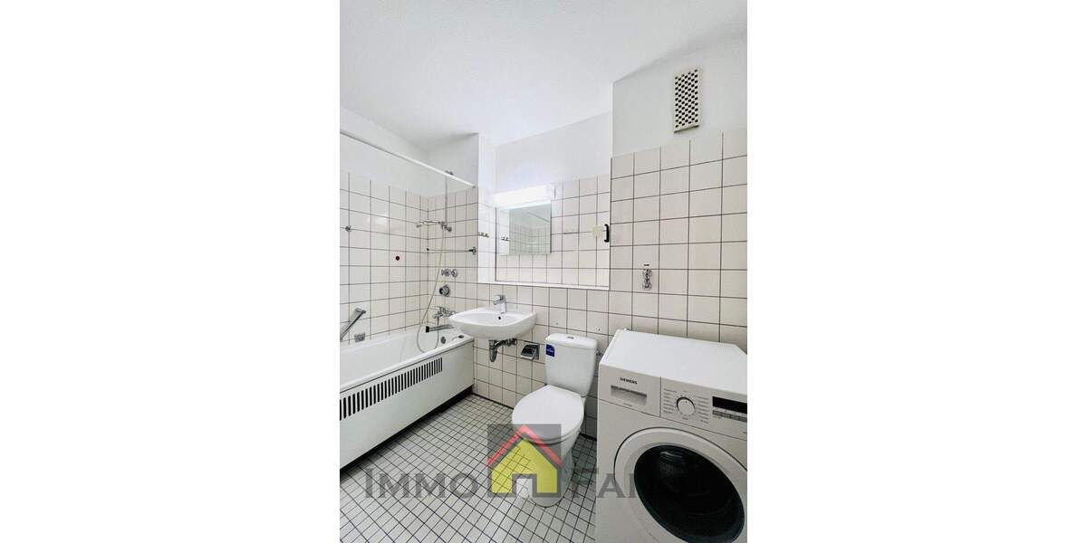 Etagenwohnung Düsseldorf Golzheim - 5 Zimmer, 105 m&sup2;, 550.000&euro; | Angebot:24810215