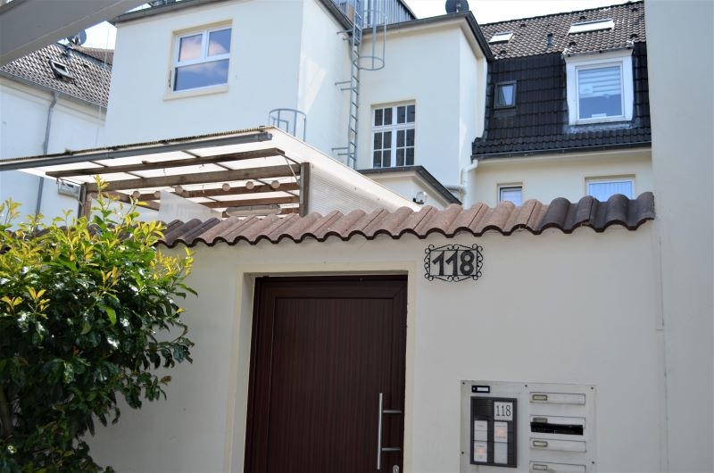 Großzügige Altbauwohnung mit Flair in der Wülfrather Innenstadt! 5 zimmer