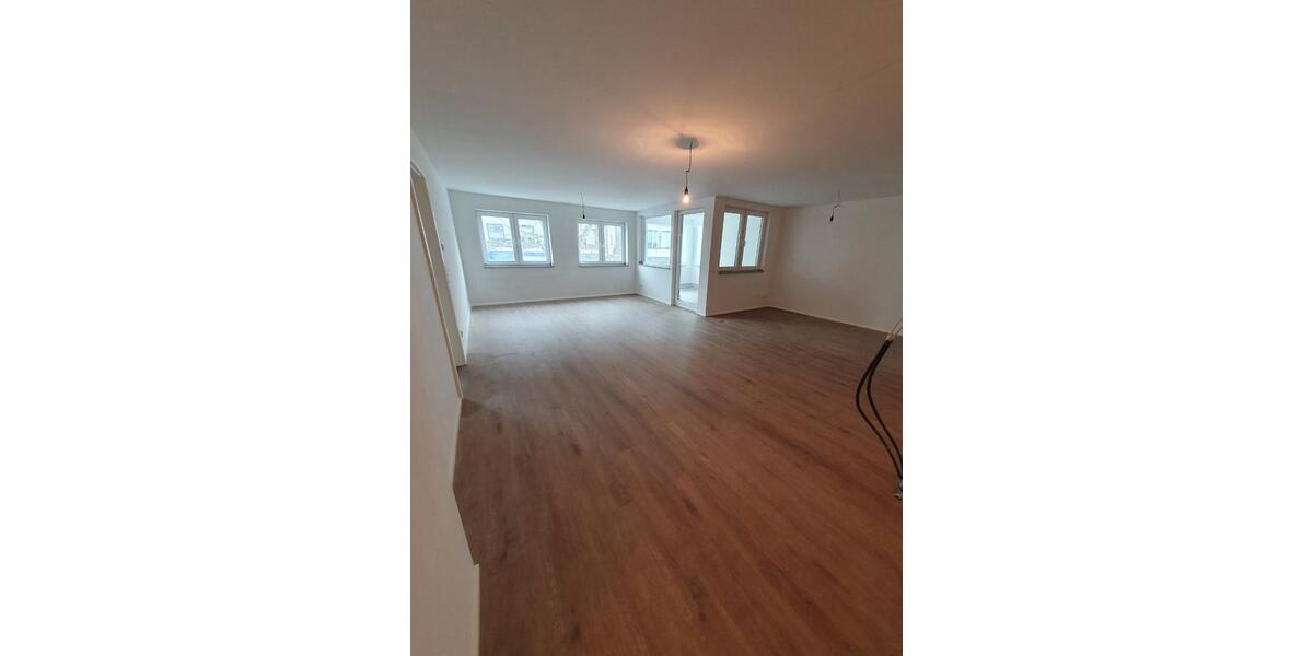 Etagenwohnung Bergisch Gladbach Alt-Frankenforst - 3 Zimmer, 114 m&sup2;, 1.550&euro; | Angebot:27624008