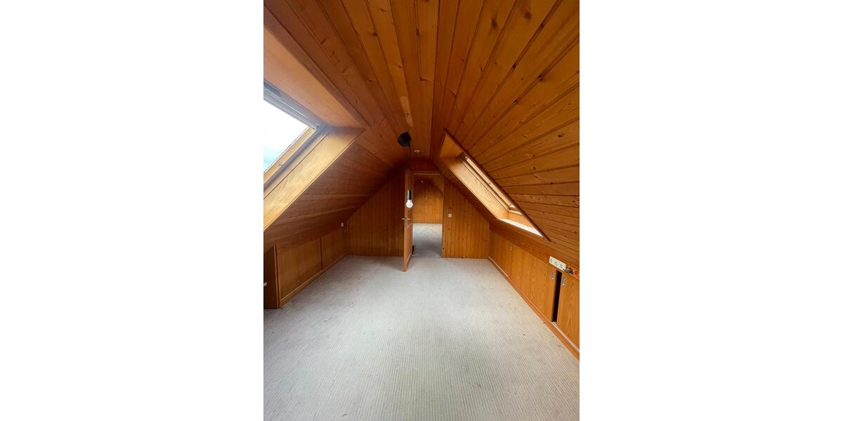 Doppelhaushälfte Düsseldorf Stadtbezirk 6 - 10 Zimmer, 275 m&sup2;, 4.650&euro; | Angebot:25945129