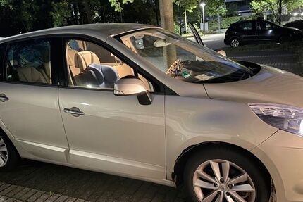 Renault Scenic 138.000 km 2.900 &euro; Neuss 41460
