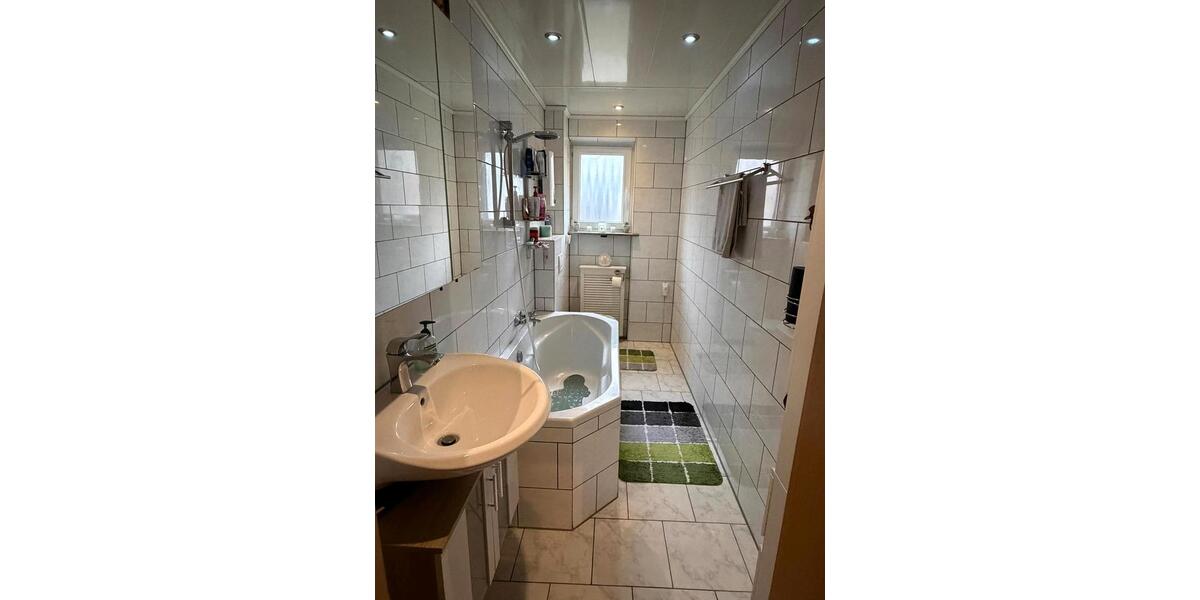 Etagenwohnung Wuppertal Gemarkung Langerfeld - 3 Zimmer, 61 m&sup2;, 110.000&euro; | Angebot:25875305