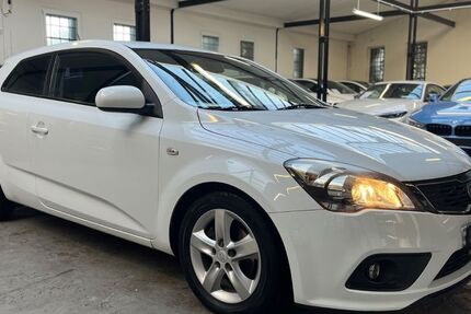 Kia ceed / Ceed 122.350 km 6.250 &euro; Velbert 42551