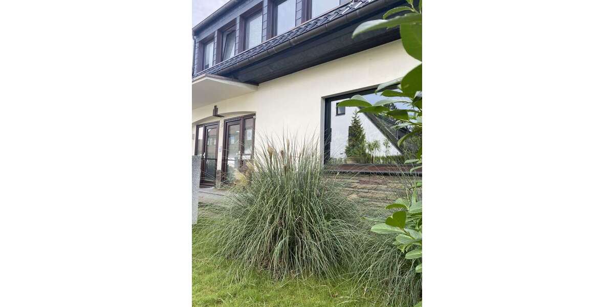 Etagenwohnung Hilden Forstbach - 3 Zimmer, 108 m&sup2;, 1.200&euro; | Angebot:27292731