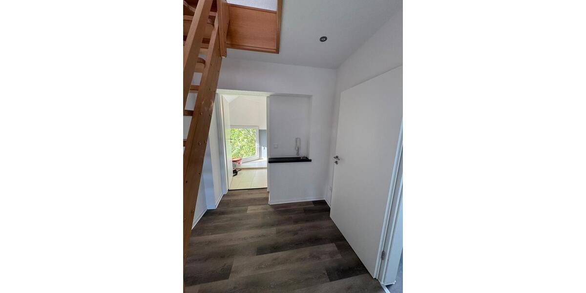 Dachgeschoßwohnung Solingen Central - 2 Zimmer, 65 m&sup2;, 890&euro; | Angebot:27625775