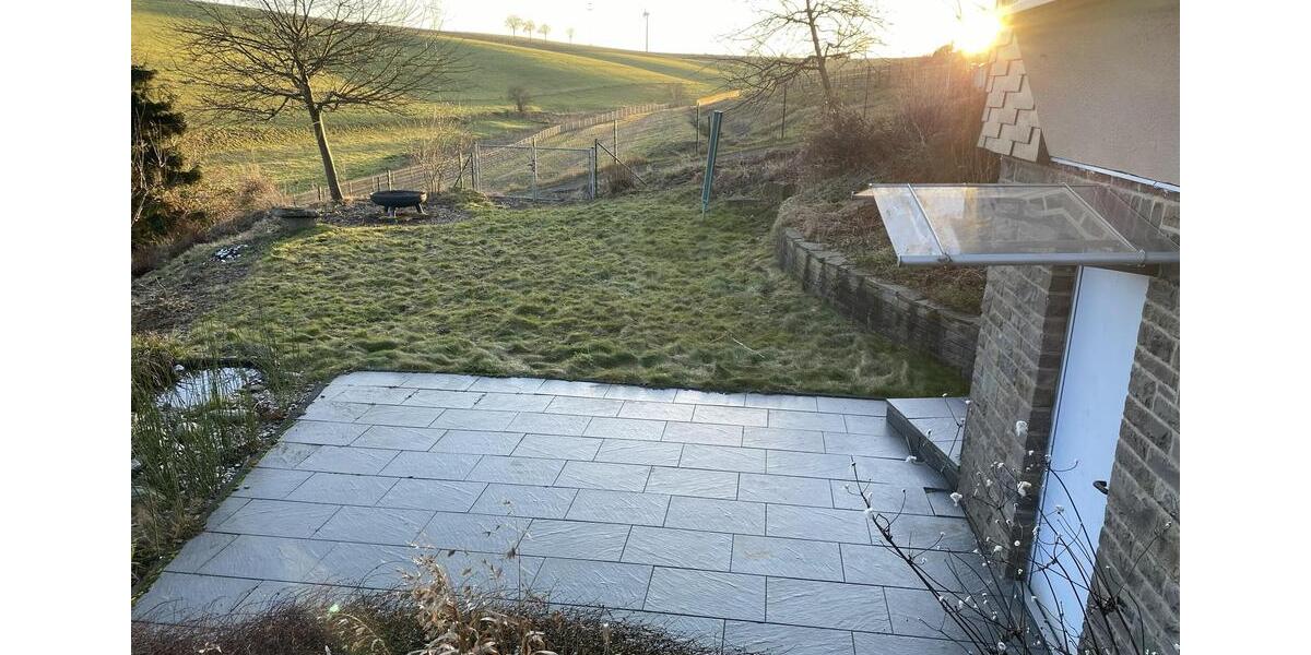 Erdgeschoßwohnung Hückeswagen - 5 Zimmer, 95 m&sup2;, 1.195&euro; | Angebot:25433183