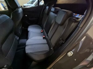 Peugeot 2008 Allure Klimaautom. Alu Allwetter Android Appl 14.715 km 18.980 &euro; HAAN 42781