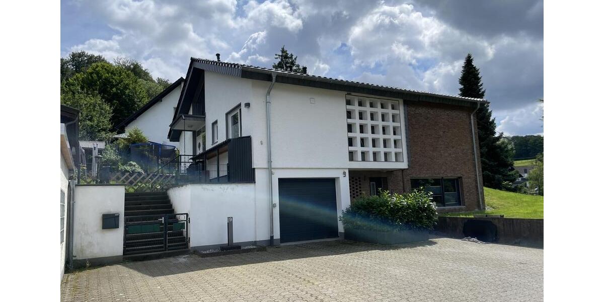 Einfamilienhaus Bergisch Gladbach - 3 Zimmer, 115 m&sup2;, 1.600&euro; | Angebot:26670208