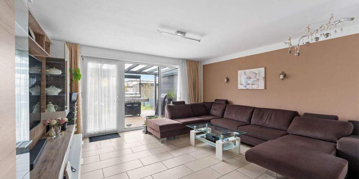 Etagenwohnung Langenfeld Richrath - 4 Zimmer, 128 m&sup2;, 540.000&euro; | Angebot:24596868