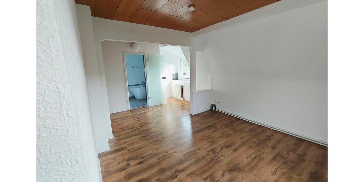 Einfamilienhaus Radevormwald - 3 Zimmer, 130 m&sup2;, 349.000&euro; | Angebot:27225895
