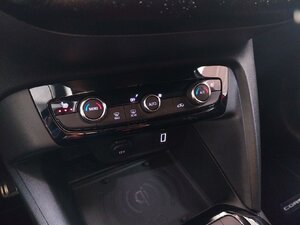 Opel Corsa e GS Matrix SHZ LHZ Kam Navi 6.298 km 34.990 € HAAN 42781