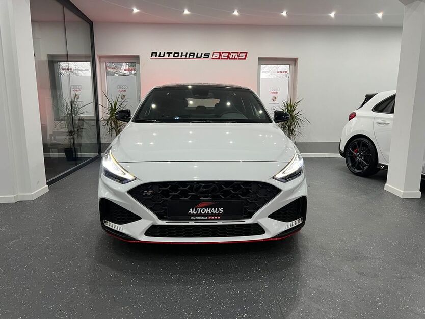 i30