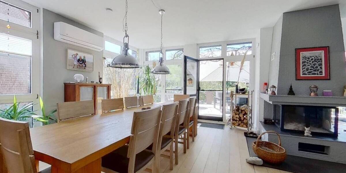 Einfamilienhaus Neuss Furth-Mitte - 9 Zimmer, 302 m&sup2;, 1.250.000&euro; | Angebot:23939467