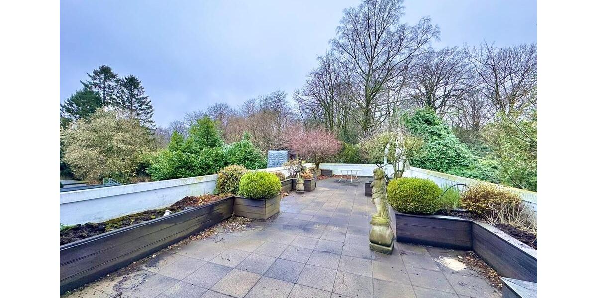 Etagenwohnung Wuppertal Gemarkung Barmen - 5 Zimmer, 230 m&sup2;, 2.500&euro; | Angebot:24302247