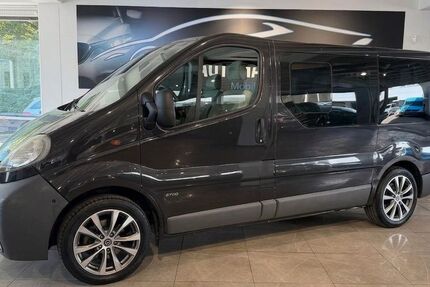 Opel Vivaro 173.553 km 7.800 &euro; Ratingen 40880