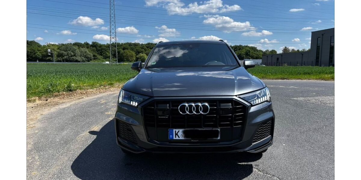 Audi Q7 115.000 km 49.600 &euro; Köln 51147