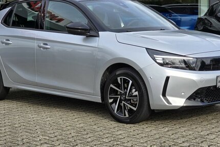 Opel Corsa GS Winterpaket|Toter-Winkel-Warner|Kamera 15.887 km 18.575 € Wermelskirchen 42929