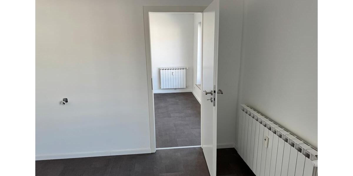 Maisonettenwohnung Leverkusen Schlebusch - 6 Zimmer, 140 m&sup2;, 2.000&euro; | Angebot:25840817