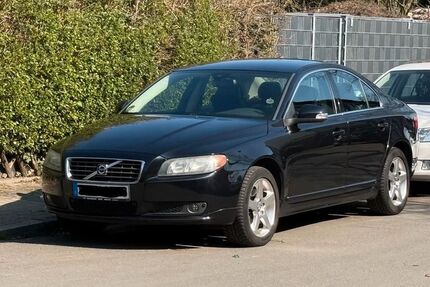 Volvo S80 231.000 km 5.500 &euro; Düsseldorf 40591