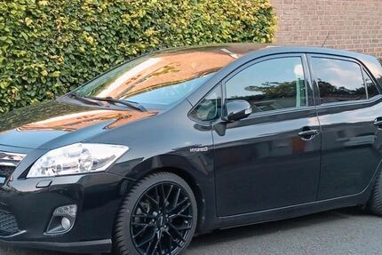 Toyota Auris 120.000 km 9.950 &euro; Ratingen 40880