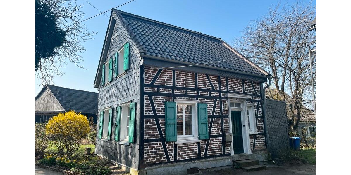 Einfamilienhaus Leichlingen (Rheinland) - 2.5 Zimmer, 78 m&sup2;, 1.100&euro; | Angebot:25931539