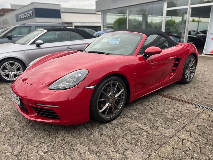Porsche Boxster 23.367 km 54.718 € Dormagen 41540