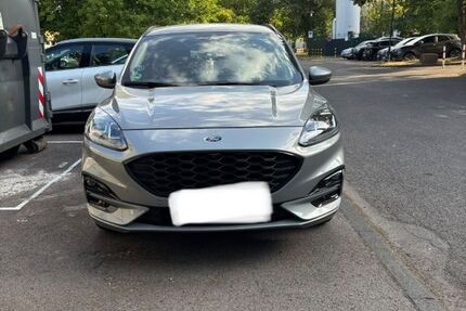 Ford Kuga 62.086 km 18.999 &euro; Köln 51067