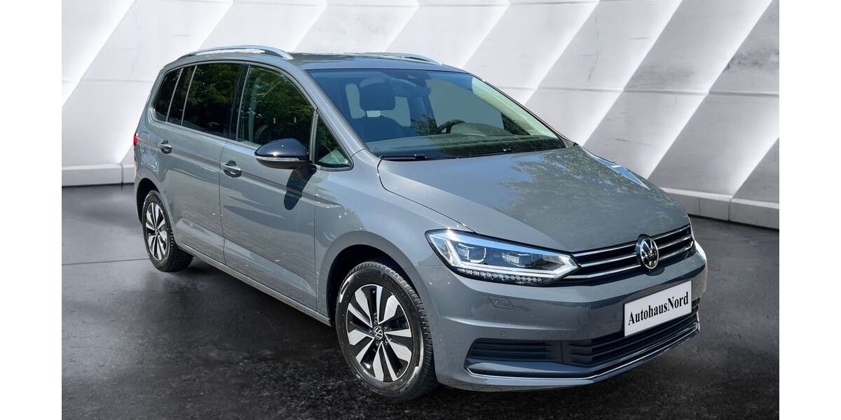 VW Touran 9.931 km 36.900 &euro; Köln-Riehl 50735