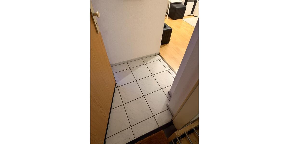 Dachgeschoßwohnung Düsseldorf Stadtbezirk 8 - 2 Zimmer, 45 m&sup2;, 650&euro; | Angebot:27598710