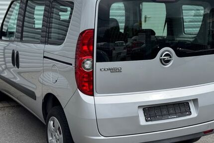 Opel Combo 140.000 km 5.990 € Solingen 42719