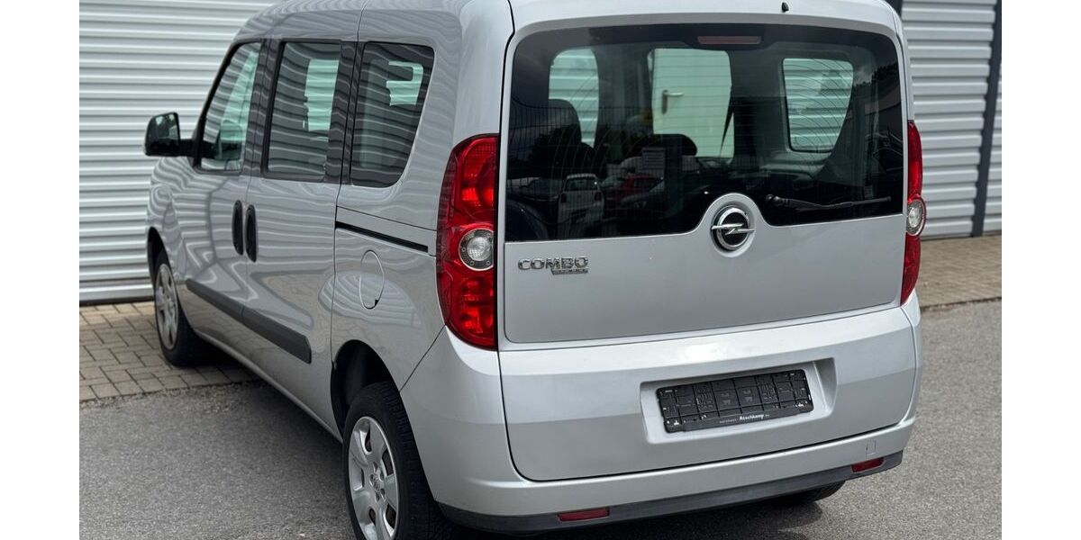 Opel Combo 140.000 km 5.990 € Solingen 42719