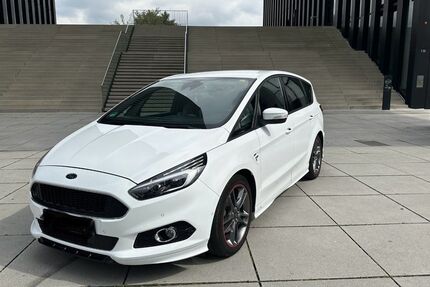 Ford S-Max 146.000 km 18.790 &euro; Düsseldorf 40625