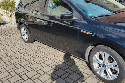 Ford Mondeo 179.000 km 4.500 &euro; Wuppertal 42289