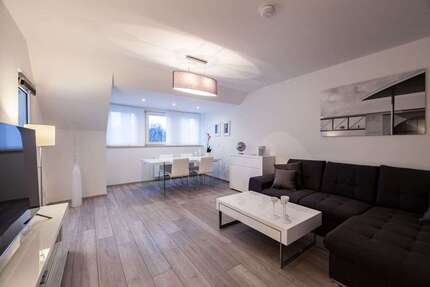 Zimmer Köln Wahnheide - 2 Zimmer, 1.570&euro; | Angebot:26614816