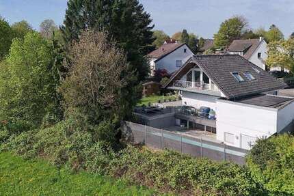 Haus Solingen Burg - 8 Zimmer, 200 m&sup2;, 729.000&euro; | Angebot:26453381