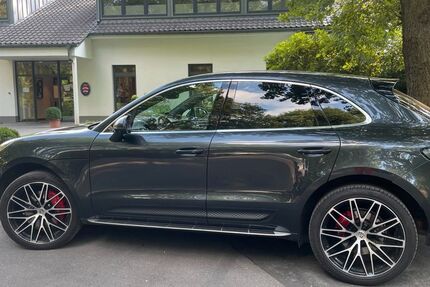 Porsche Macan 31.700 km 62.200 &euro; Bergisch Gladbach 51429