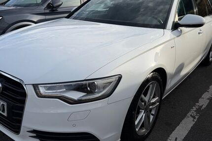 Audi A6 159.900 km 12.500 € Düsseldorf 40476