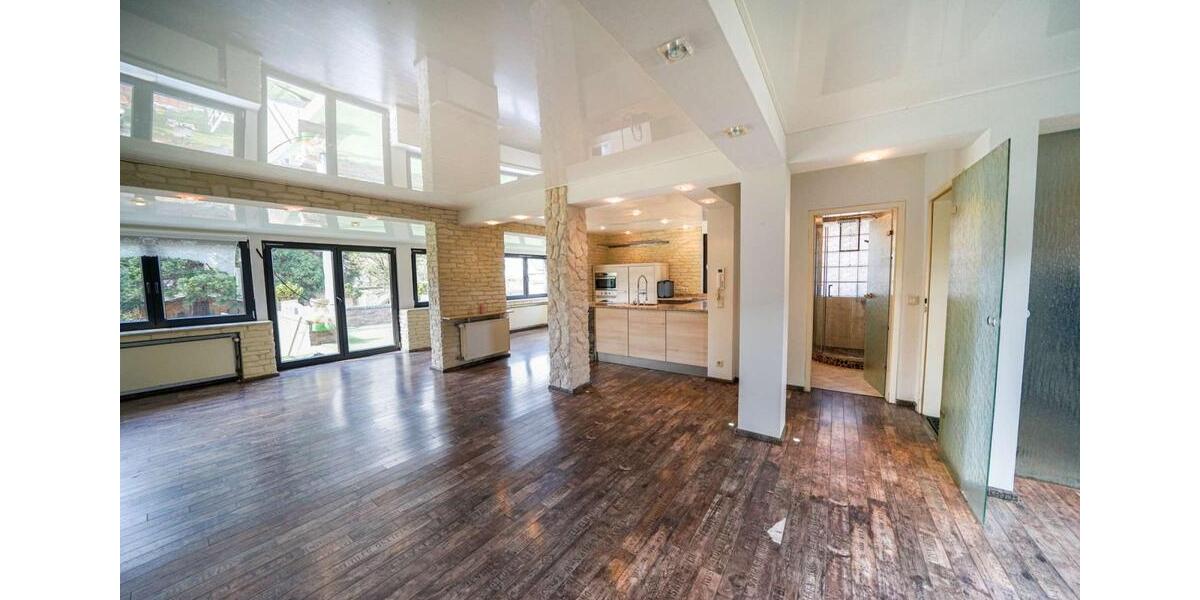 Doppelhaushälfte Düsseldorf Stadtbezirk 8 - 5 Zimmer, 256 m&sup2;, 2.850&euro; | Angebot:22052186