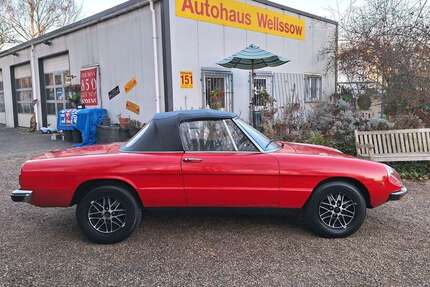 Alfa Romeo Spider 85.000 km 12.900 &euro; Köln Porz-Grengel 51147