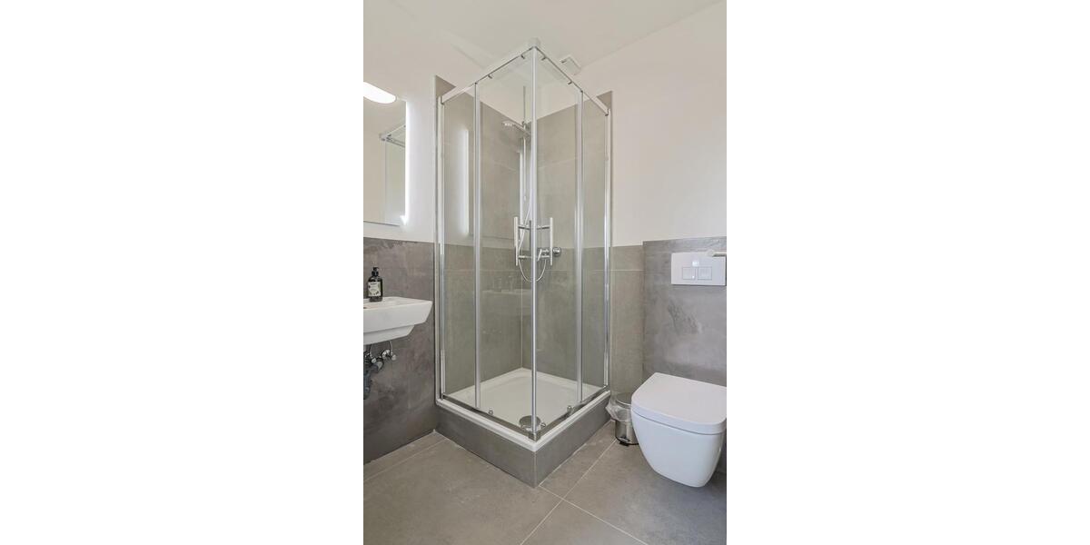 Dachgeschoßwohnung Düsseldorf Düsseltal - 4 Zimmer, 100 m&sup2;, 595.000&euro; | Angebot:24604999