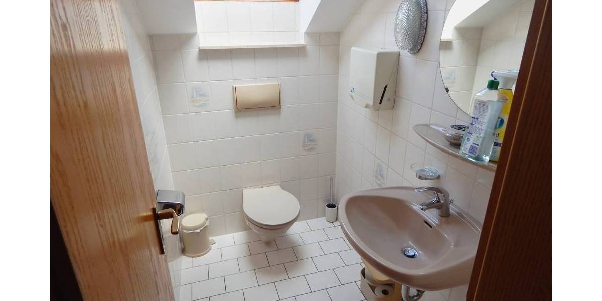 Gewerbeobjekt Wermelskirchen - 1.365&euro; | Angebot:23981801