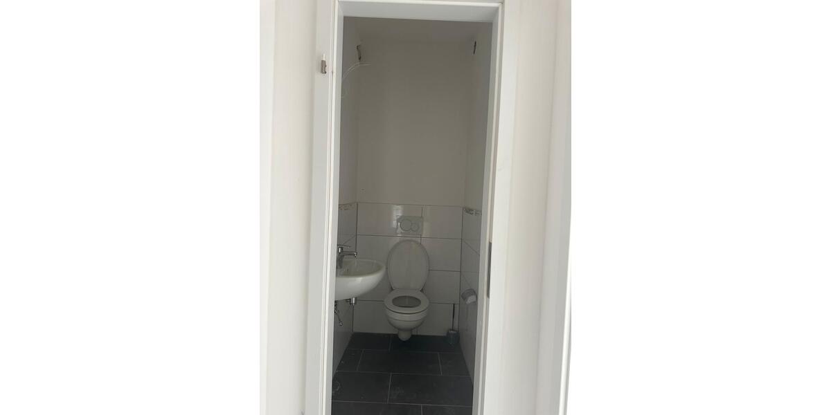 Gewerbeobjekt Leverkusen Bergisch Neukirchen - 1.500&euro; | Angebot:24677023