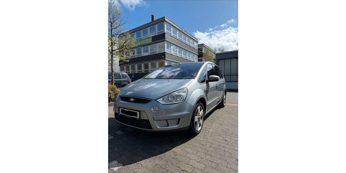 Ford S-Max 298.000 km 3.399 &euro; Bergisch Gladbach 51427