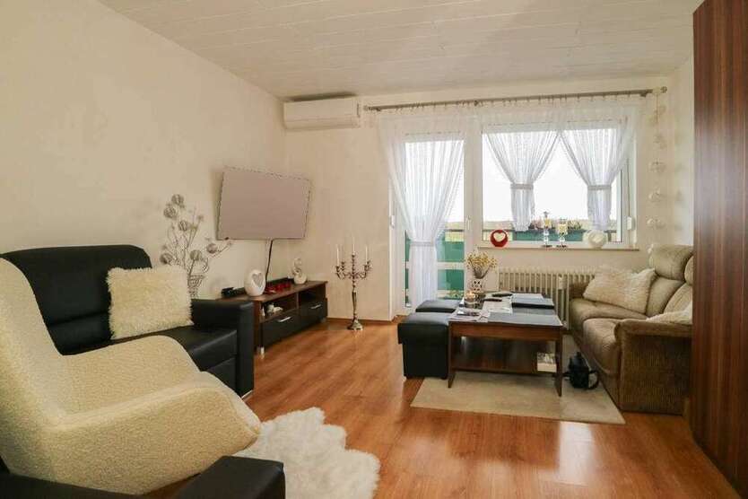 Wohnung zum Kaufen in Dormagen Delhoven 185.000 € 64 m²