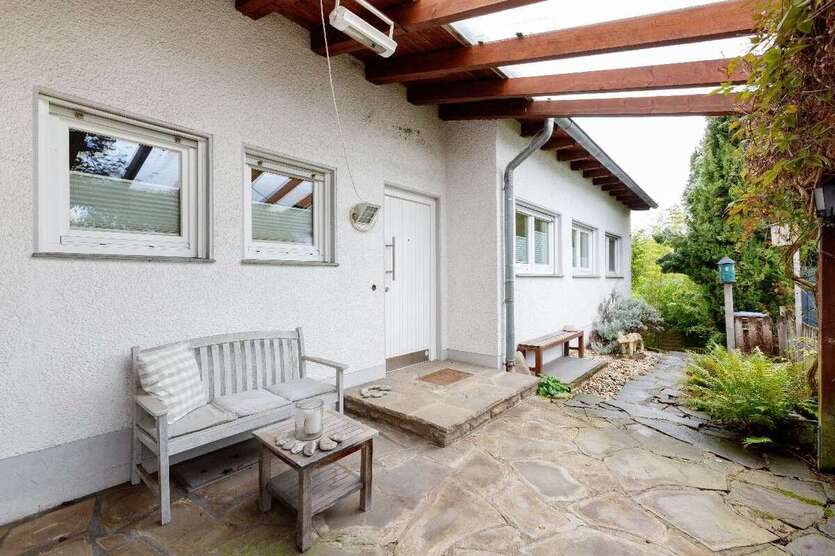 Haus zum Kaufen in Leverkusen 519.000 € 176 m² 6 zimmer