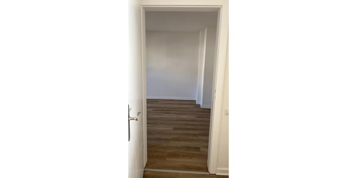 Dachgeschoßwohnung Düsseldorf Niederkassel - 3 Zimmer, 75 m&sup2;, 1.450&euro; | Angebot:27602962