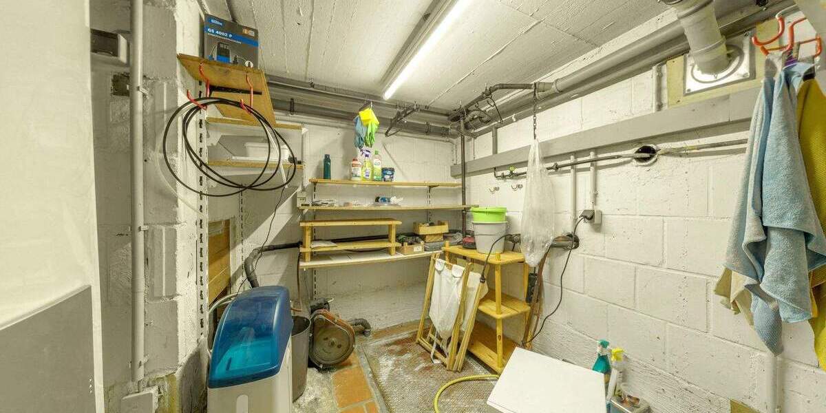 Mehrfamilienhaus, Wohnhaus Ratingen Homberg - 8 Zimmer, 220 m&sup2;, 990.000&euro; | Angebot:24825897