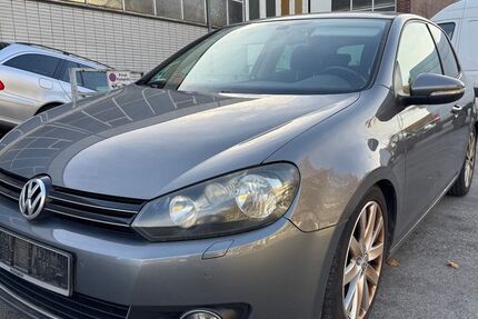 VW Golf 156.000 km 4.900 € Essen 45141